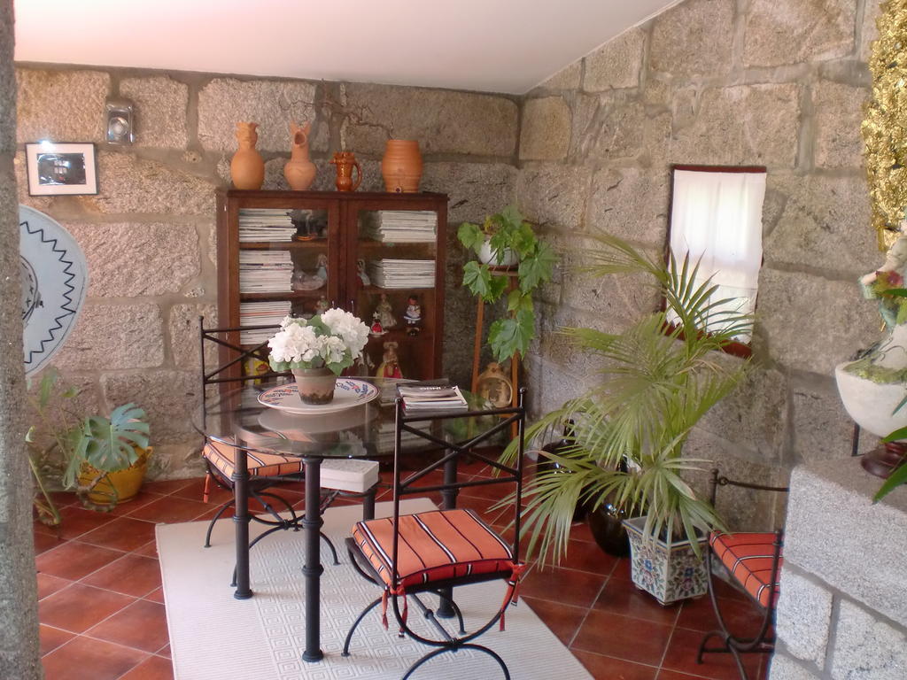 בית הארחה ויאנה דו קסטלו 	Casa Da Reina מראה חיצוני תמונה